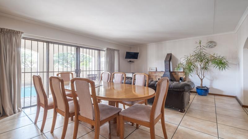 6 Bedroom Property for Sale in Parow North Western Cape